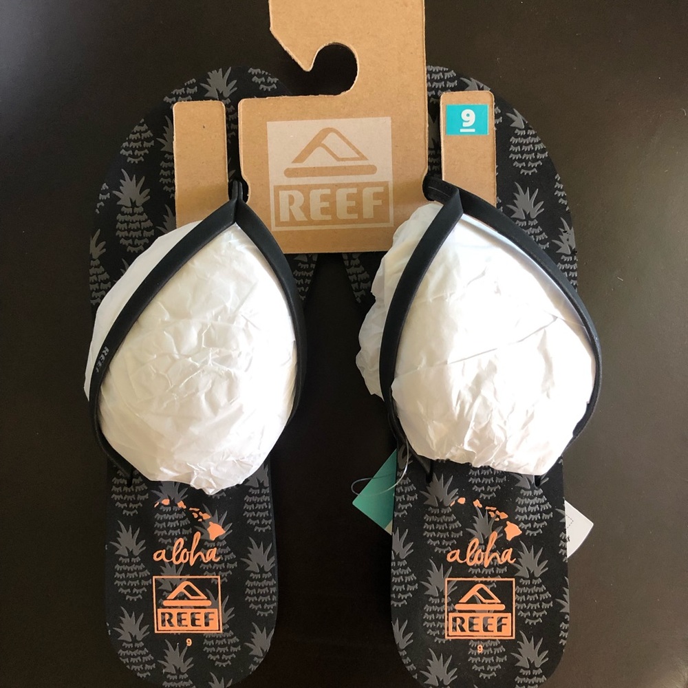 Reef Bliss-full Flip Flops 🍍🍍🍍 NWT Size 9